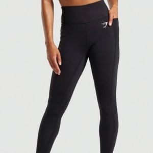 GymShark Leggings with Pockets 🔸